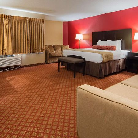 Broadway Inn & Suites Oklahoma City Bagian luar foto