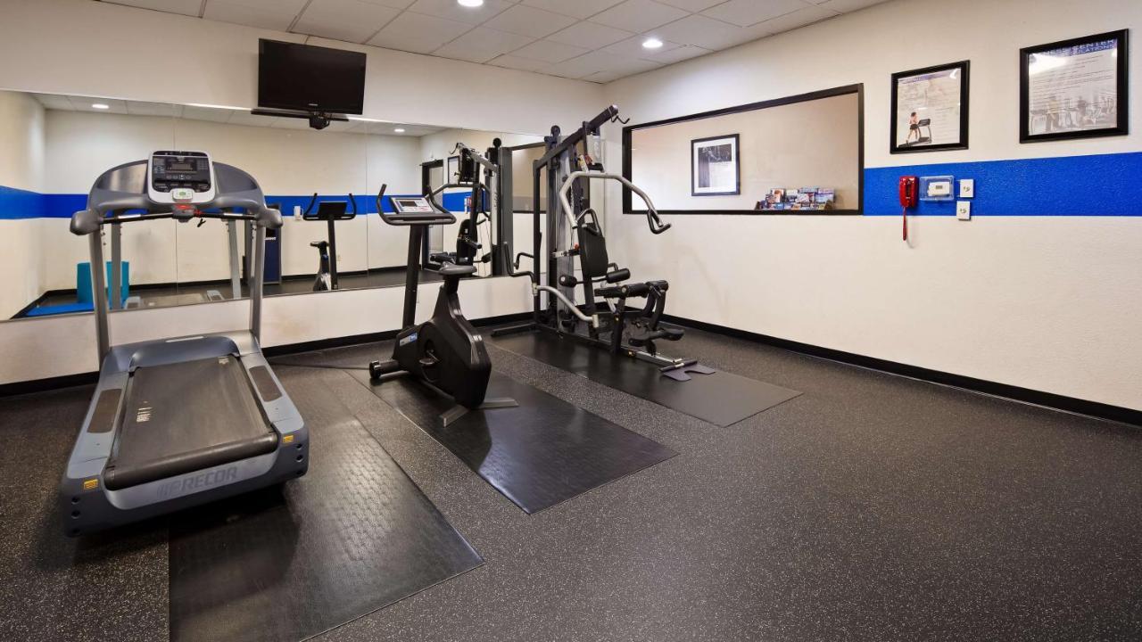 Broadway Inn & Suites Oklahoma City Bagian luar foto
