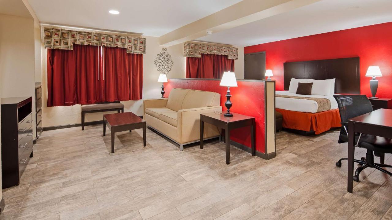 Broadway Inn & Suites Oklahoma City Bagian luar foto