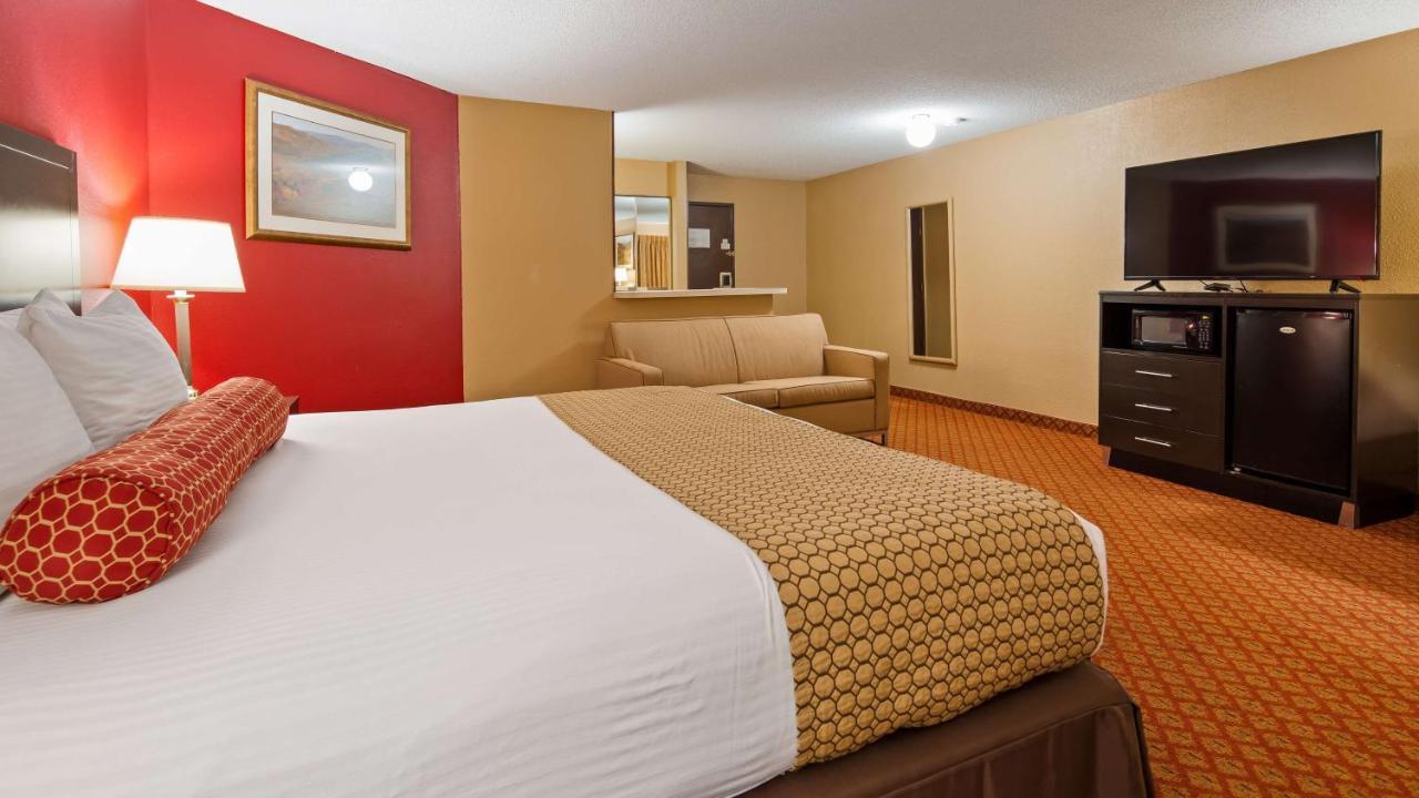 Broadway Inn & Suites Oklahoma City Bagian luar foto
